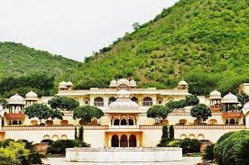 SISODIA RANI KA BAGH